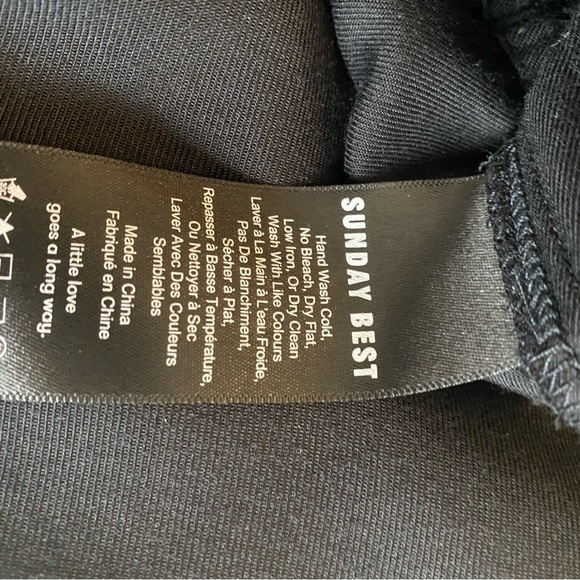 Aritzia Sunday Best Romper Sleeveless Black Size XS - Picture 8 of 11